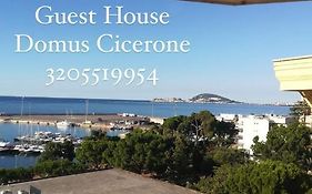 Guest House Domus Cicerone